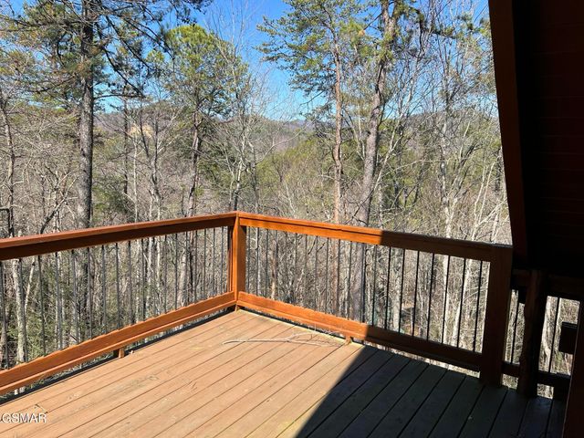 3035 Brothers Way, Sevierville, TN 37862