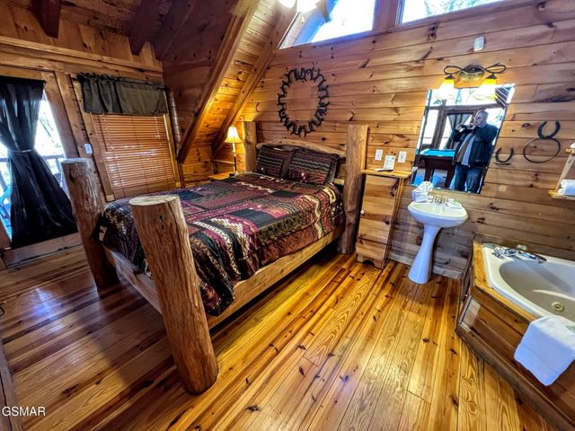 3035 Brothers Way, Sevierville, TN 37862