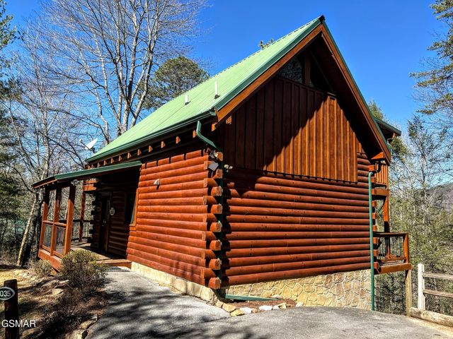 3035 Brothers Way, Sevierville, TN 37862