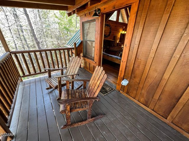 3035 Brothers Way, Sevierville, TN 37862