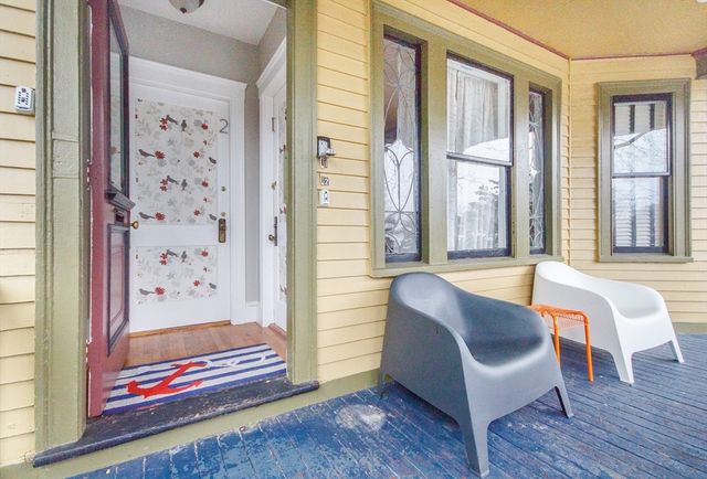 584 Centre Street, Boston, MA 02130