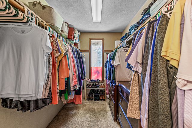 1869 Canyon Avenue, Medford, OR 97504