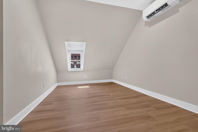 909 EASTERN AVE, Baltimore, MD 21202