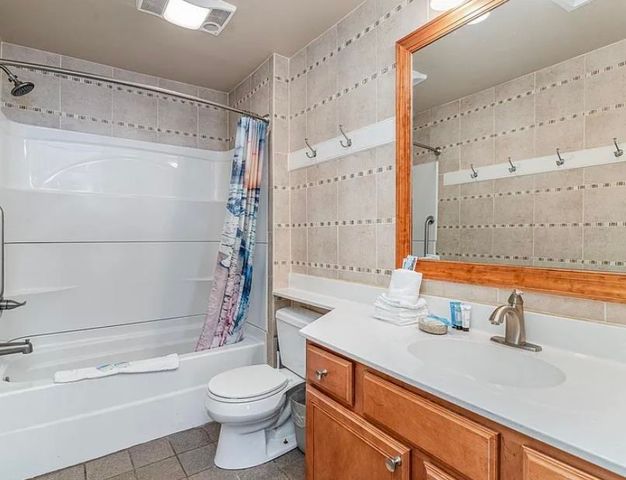 201 74th Ave. N PH1234, Myrtle Beach, SC 29572
