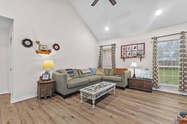 6 Harper Pl, Petal, MS 39465