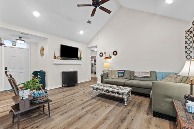 6 Harper Pl, Petal, MS 39465