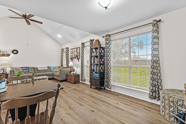 6 Harper Pl, Petal, MS 39465