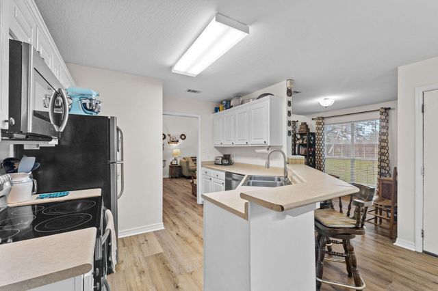 6 Harper Pl, Petal, MS 39465