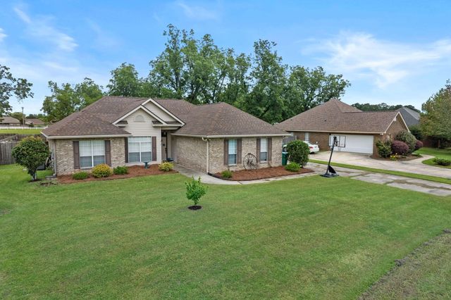 6 Harper Pl, Petal, MS 39465