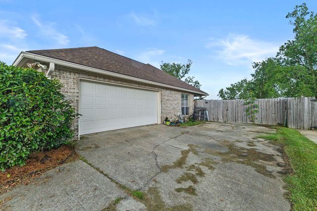 6 Harper Pl, Petal, MS 39465