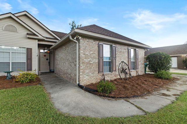6 Harper Pl, Petal, MS 39465