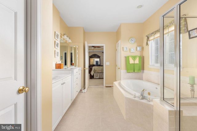 6131 W GREENBRIER RIVER RD, Fredericksburg, VA 22407