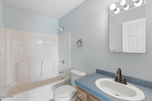 124 Mineral Springs Road, Schaghticoke, NY 12121