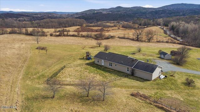 124 Mineral Springs Road, Schaghticoke, NY 12121