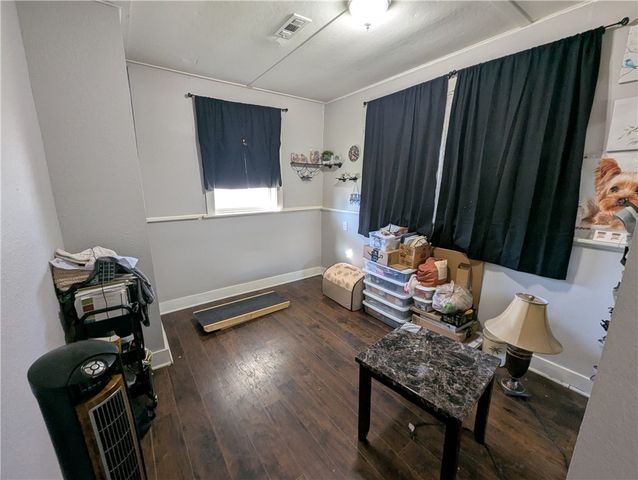 104 W 3rd Street, Gentry, AR 72734