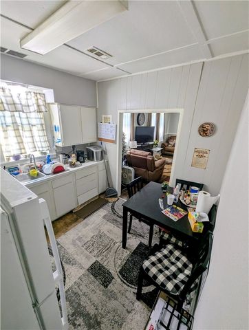 104 W 3rd Street, Gentry, AR 72734