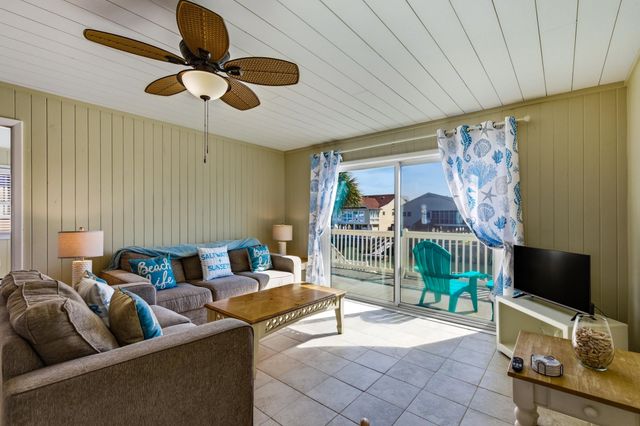 308 56th Ave. N, North Myrtle Beach, SC 29582