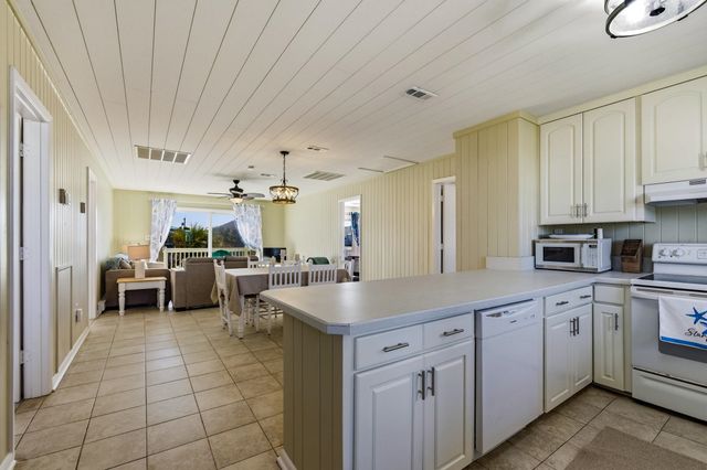 308 56th Ave. N, North Myrtle Beach, SC 29582