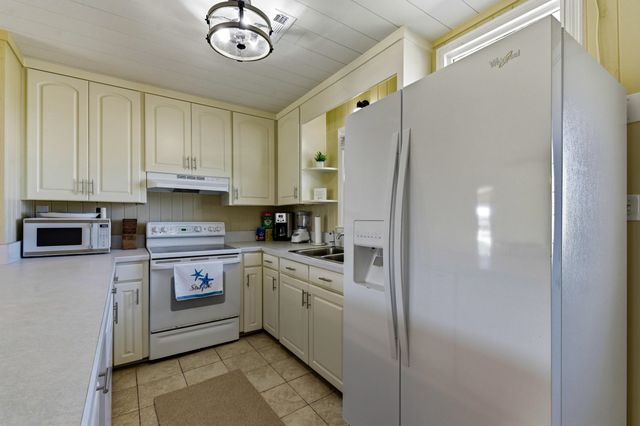308 56th Ave. N, North Myrtle Beach, SC 29582