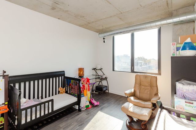 1714 W Roscoe Street 409, Chicago, IL 60657