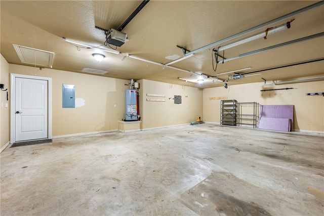 952 Stone Street, Cave Springs, AR 72718
