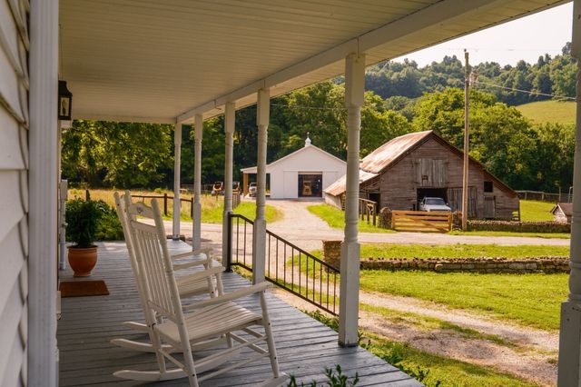 2405 Thompson Rd, Lewisburg, TN 37091