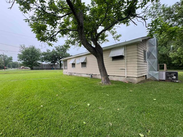 407 Martin Luther King Street, Smackover, AR 71762