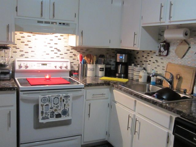 45 Log St Apt 2D, Manchester, NH 03102