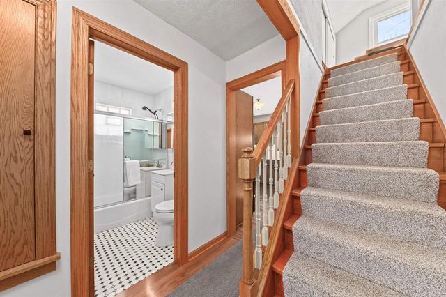 2604 N 112th Street, Wauwatosa, WI 53226