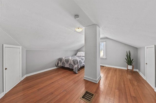 2604 N 112th Street, Wauwatosa, WI 53226