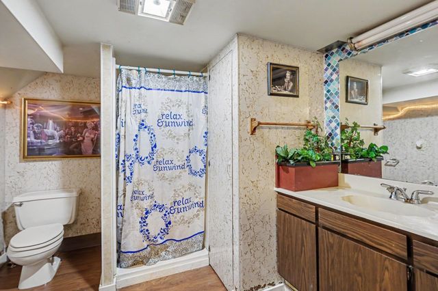 108 Scheurmann Street, Essexville, MI 48732