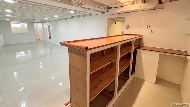 16255 Amherst Avenue, Beverly Hills, MI 48025