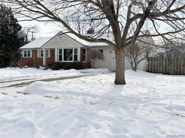 16255 Amherst Avenue, Beverly Hills, MI 48025