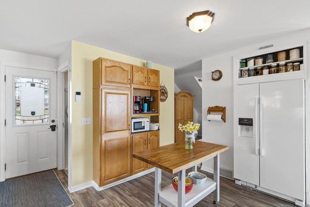 E13609 Idlewild Road, Merrimac, WI 53561