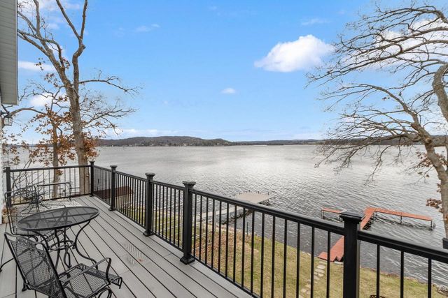 E13609 Idlewild Road, Merrimac, WI 53561
