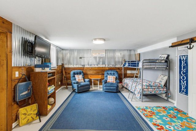 E13609 Idlewild Road, Merrimac, WI 53561