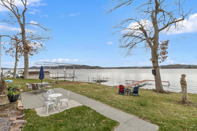 E13609 Idlewild Road, Merrimac, WI 53561