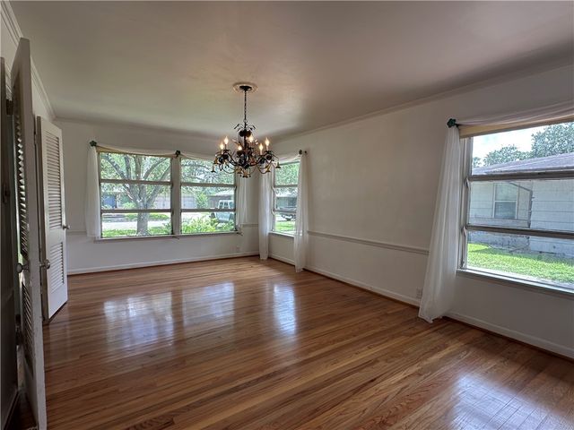 426 Pasadena Pl, Corpus Christi, TX 78411