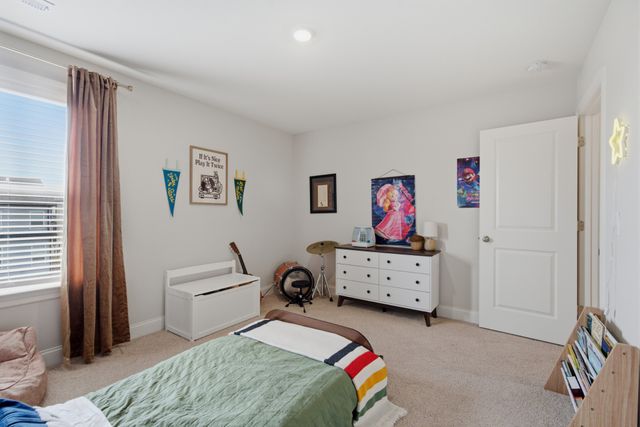 103 Cryer Dr, Gallatin, TN 37066