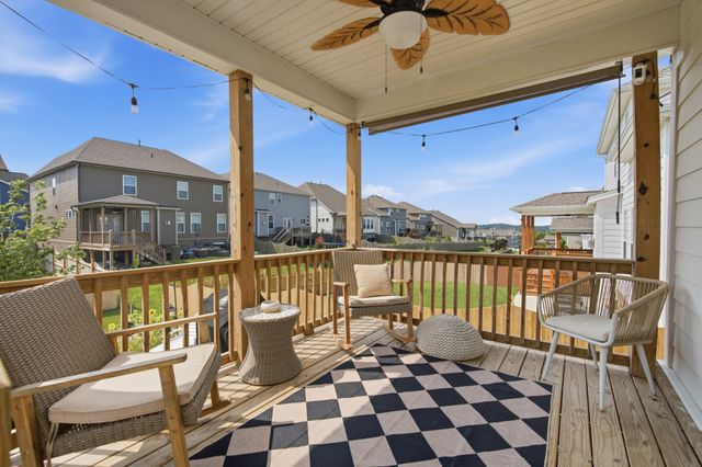 103 Cryer Dr, Gallatin, TN 37066
