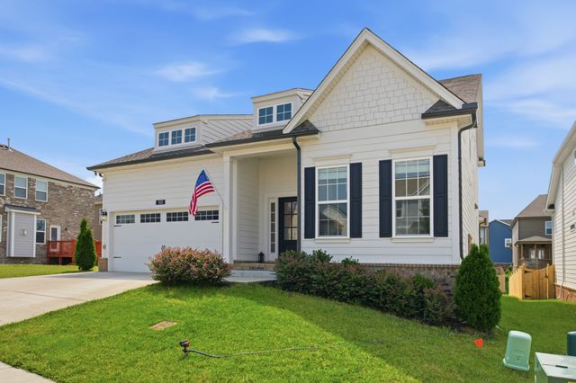 103 Cryer Dr, Gallatin, TN 37066