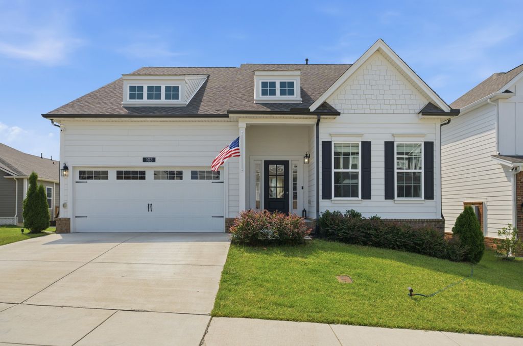 103 Cryer Dr, Gallatin, TN 37066