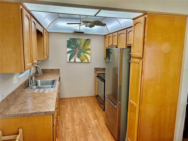 11100 86TH AVENUE 101, Seminole, FL 33772