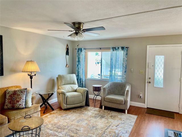 11100 86TH AVENUE 101, Seminole, FL 33772