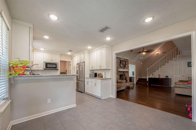 14507 Ravenhurst Lane, Houston, TX 77070