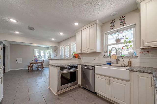 14507 Ravenhurst Lane, Houston, TX 77070