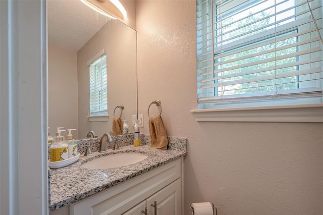 14507 Ravenhurst Lane, Houston, TX 77070