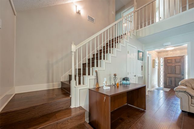 14507 Ravenhurst Lane, Houston, TX 77070