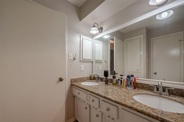 14507 Ravenhurst Lane, Houston, TX 77070