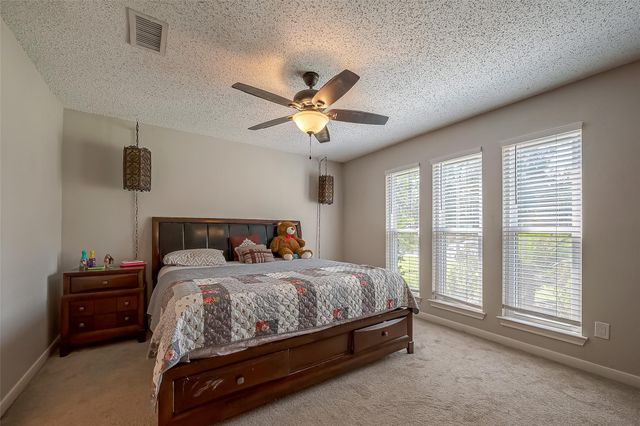 14507 Ravenhurst Lane, Houston, TX 77070